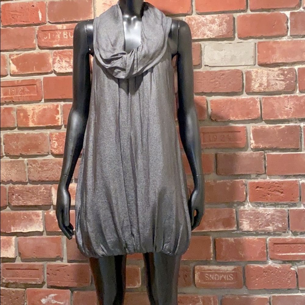 Piacere Di Piu Sleeveless Dress